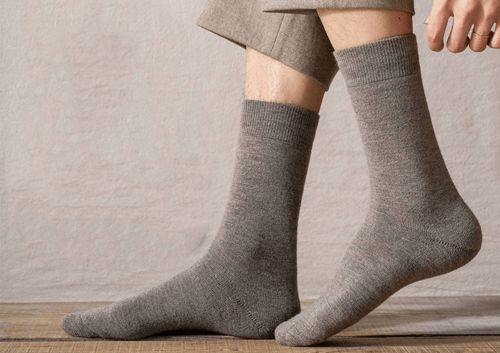 袜子 被忽视的时尚细节，还是品味的败笔？